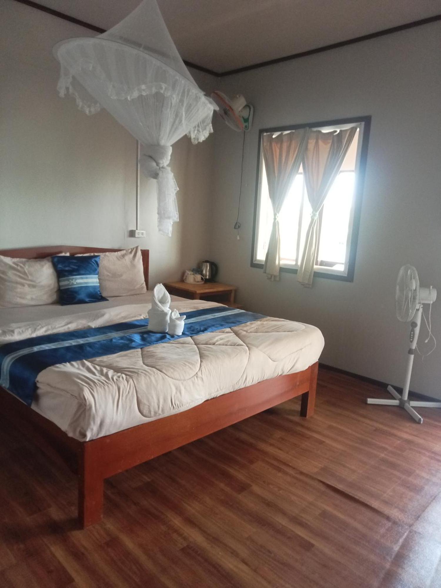 Champa 2 Guesthouse Ban Dondét エクステリア 写真